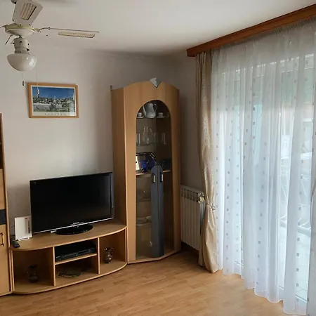 Feriehus Idas - Kuca Na Jezeru - Haus Am - - Celebici Kod Konjica